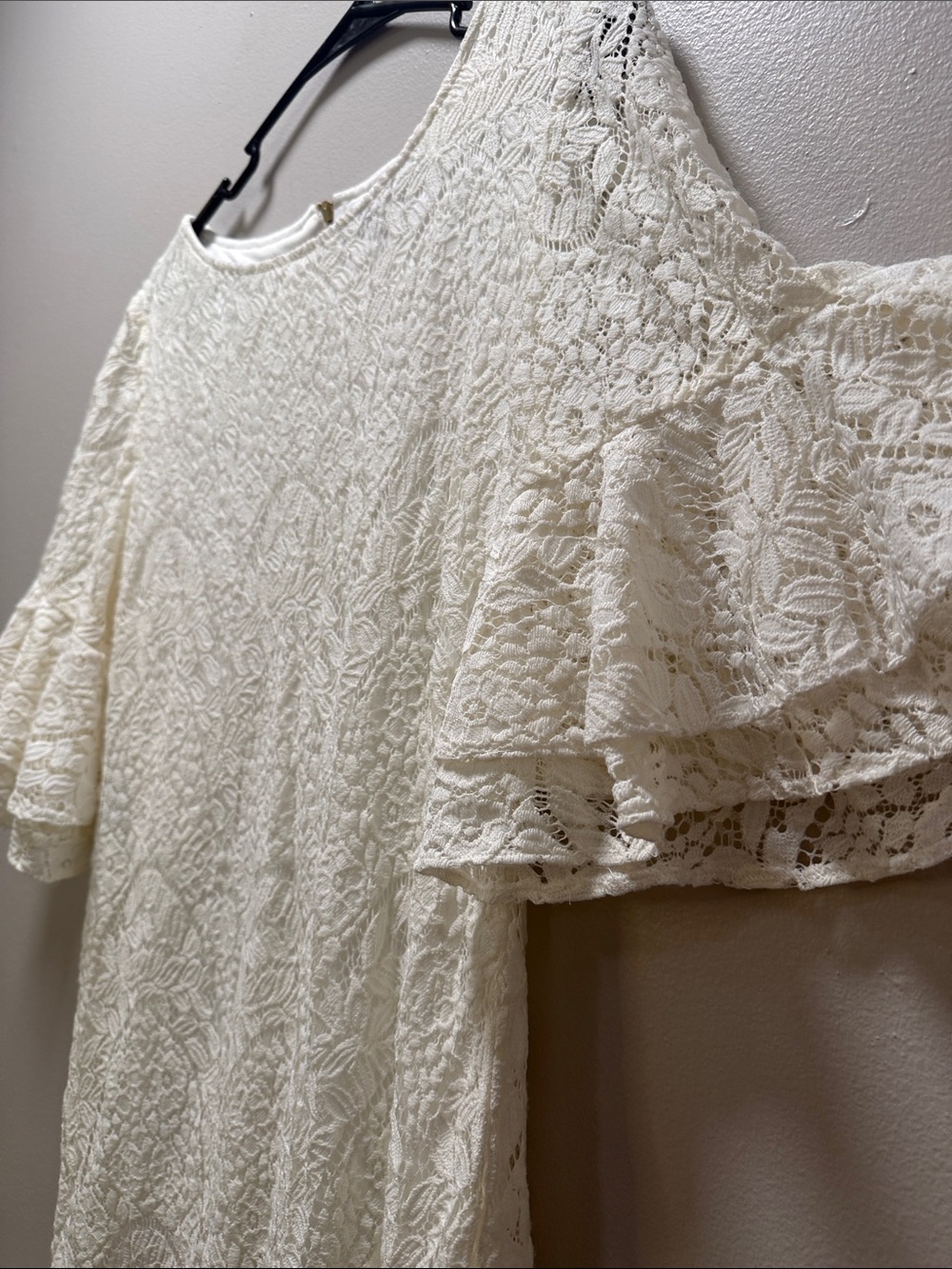 White Lace Dress with Short Bell Sleeve / Bridal Shower or Christmas Party - Picture 9 of 16